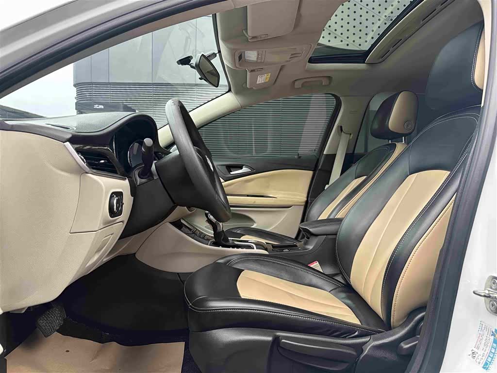 Buick Verano, 2018 4