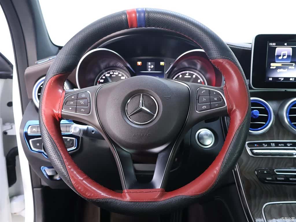 Mercedes-Benz GLC, 2017 16