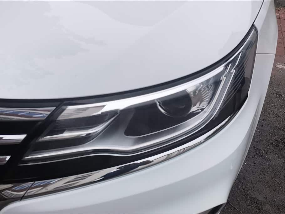 Roewe i6 Roewe i6