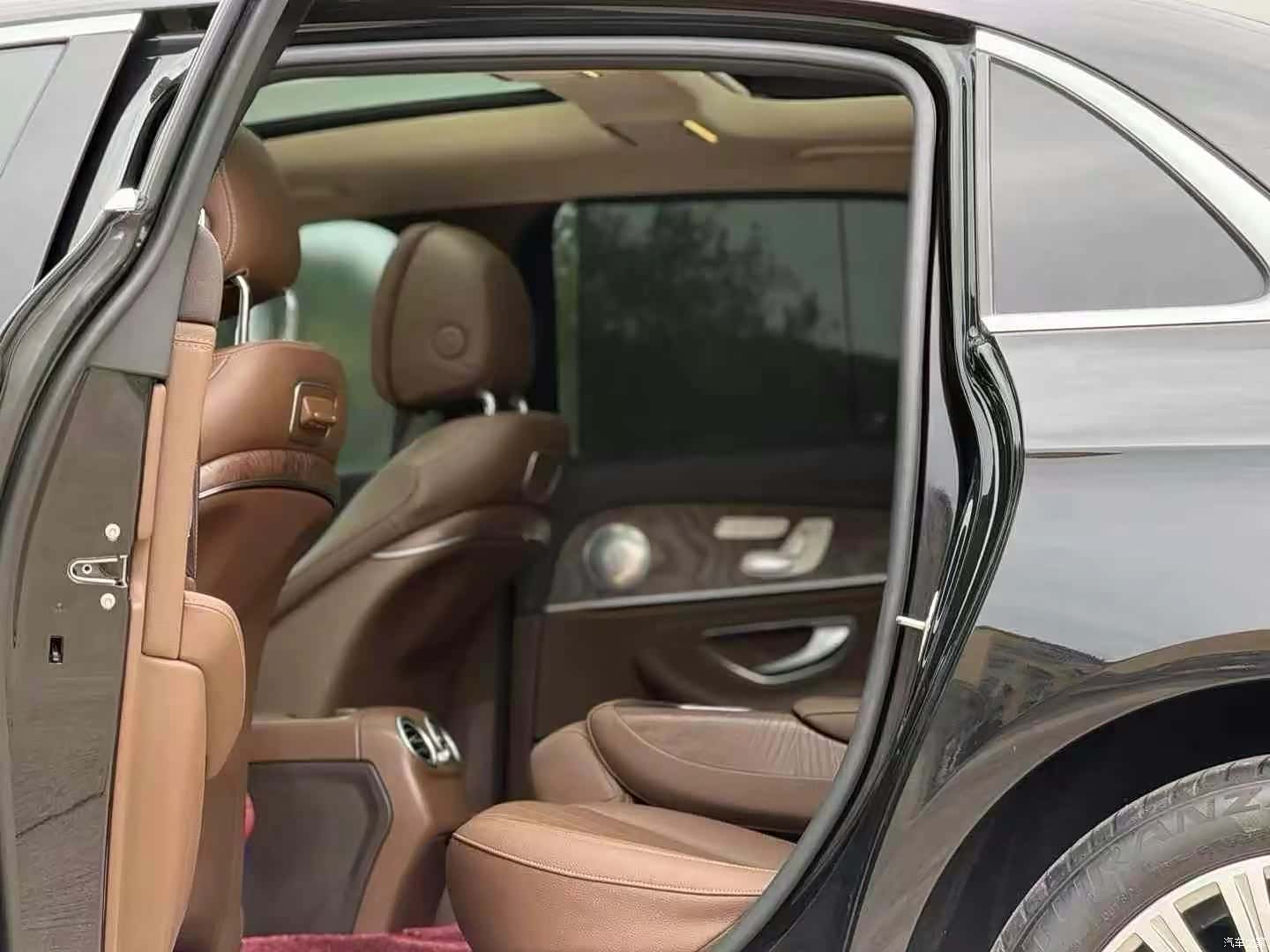 Mercedes-Benz E-Class, 2019 все фото