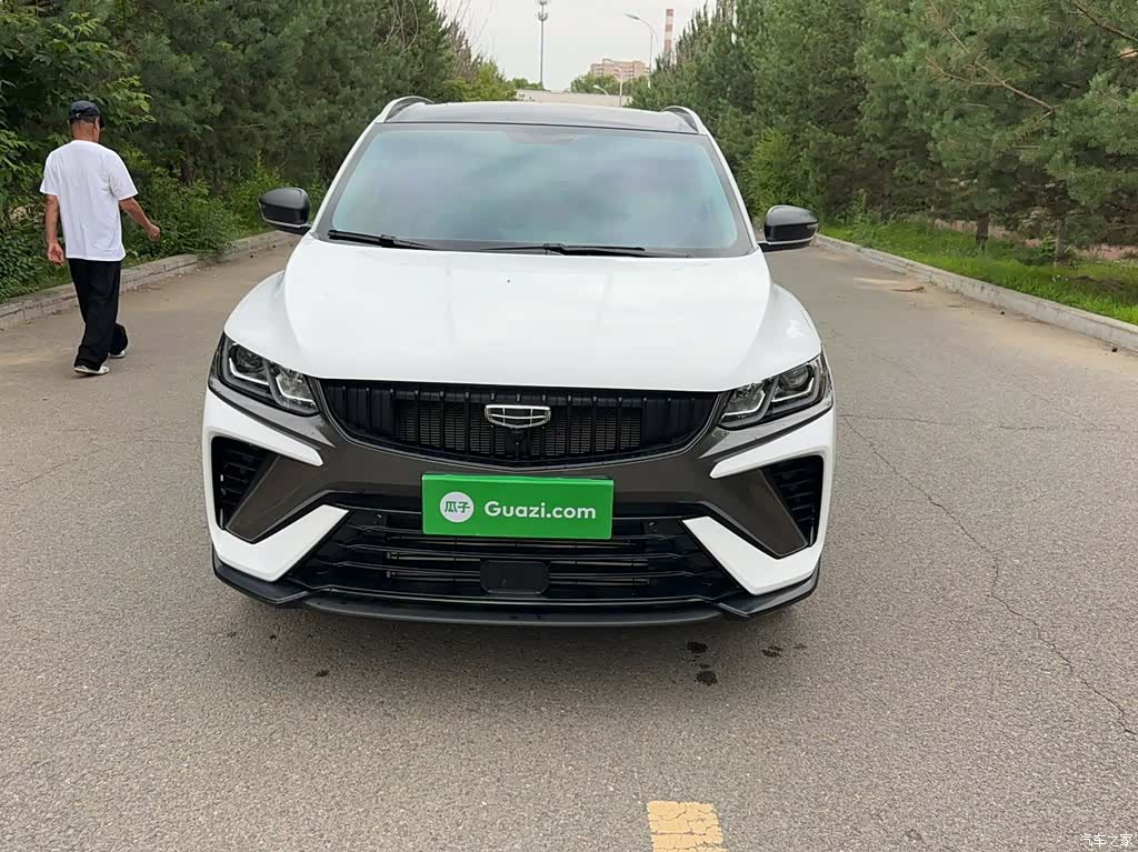 Geely Coolray, 2023 8