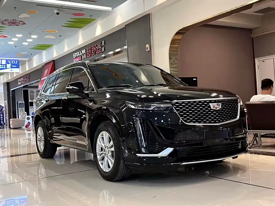 Cadillac XT6