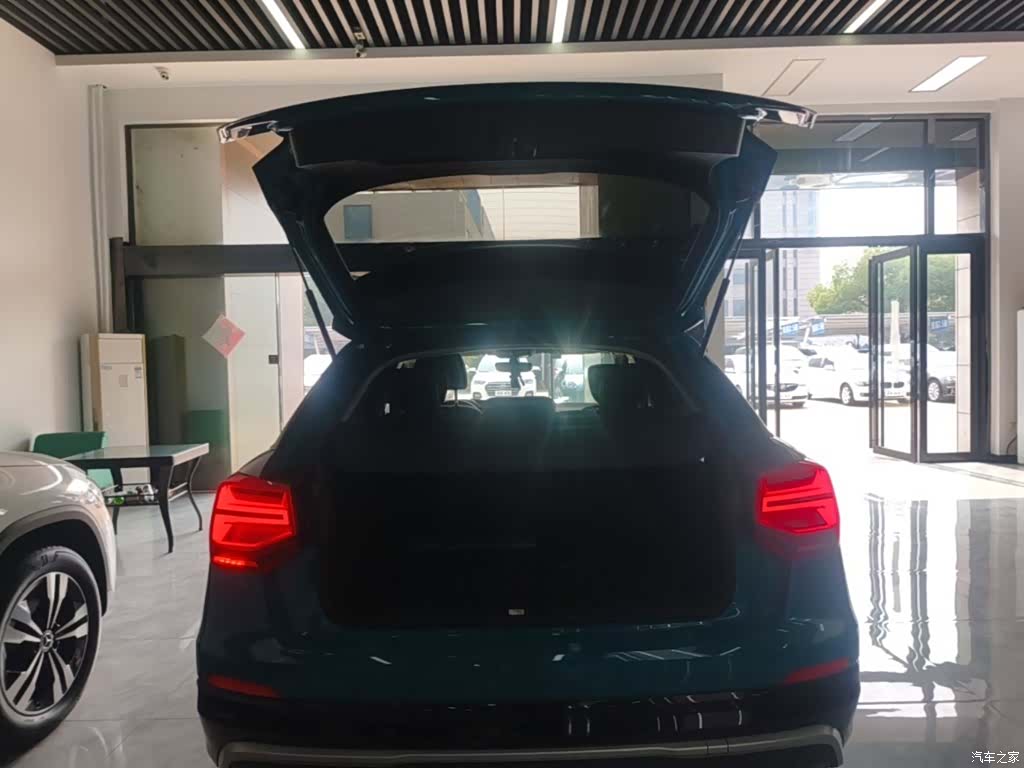 Audi Q2L, 2020 19