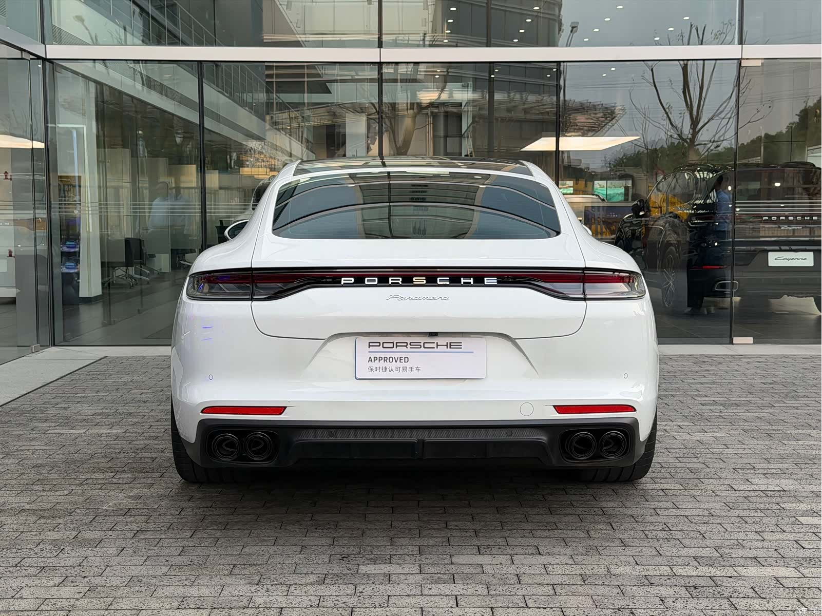 Porsche Panamera, 2023 4