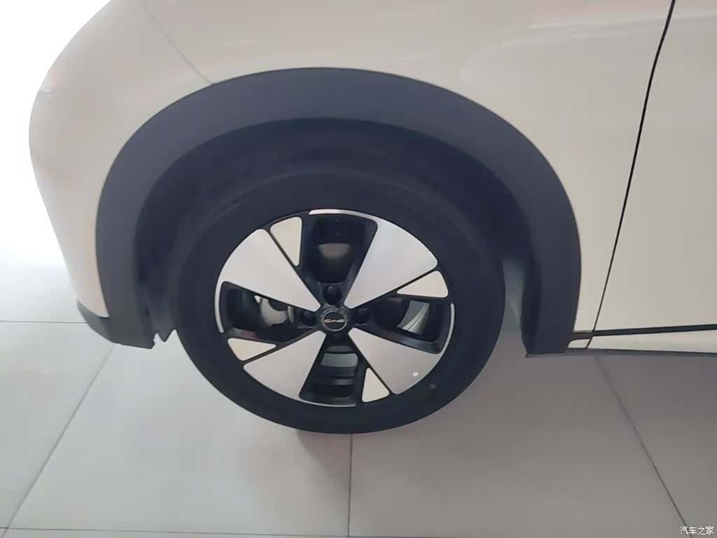 BYD Dolphin, 2023 23