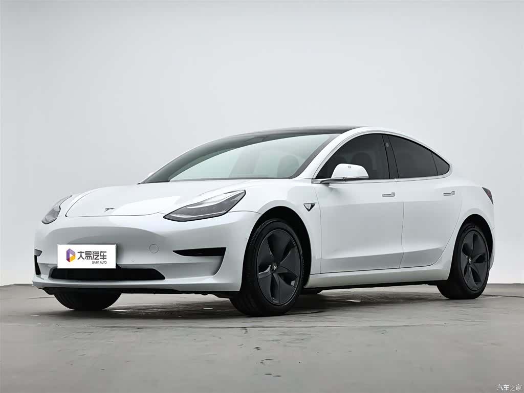 Tesla Model 3, 2021 1