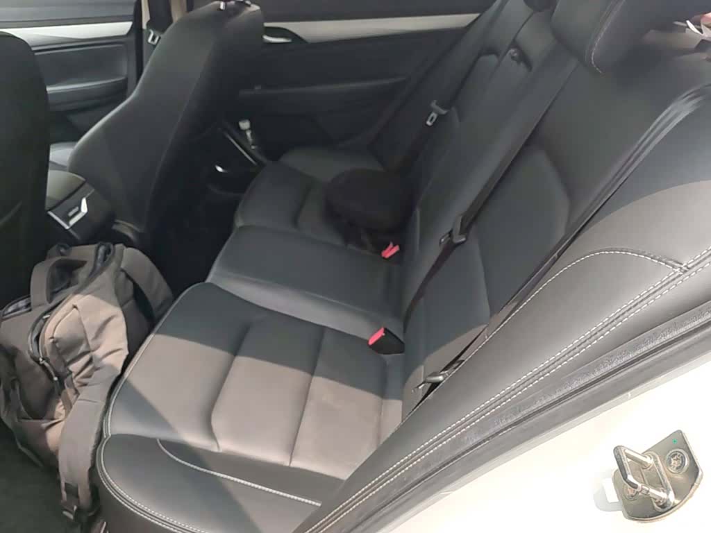 Geely Emgrand, 2019 17