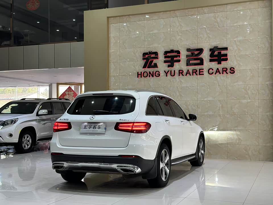 Mercedes-Benz GLC Mercedes-Benz GLC