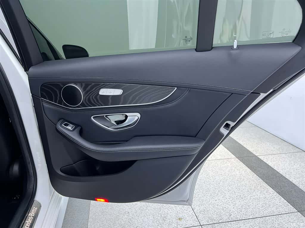 Mercedes-Benz C-Class, 2018 26