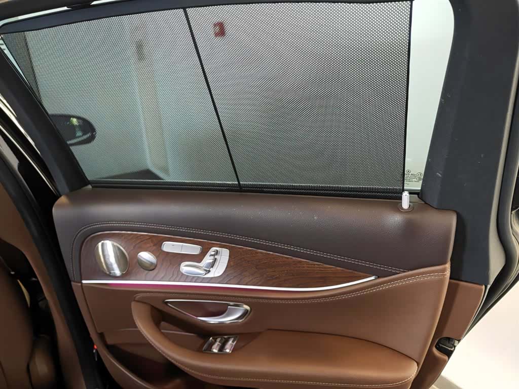 Mercedes-Benz E-Class, 2023 6