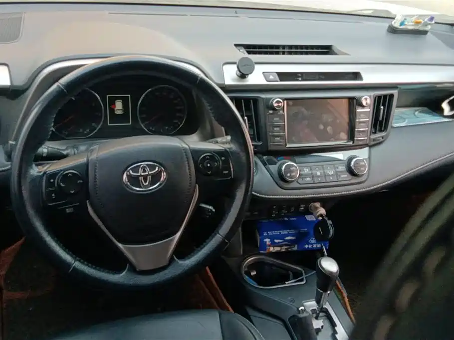 Toyota RAV4 Rongfang