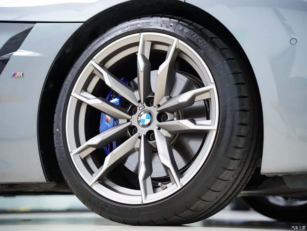 BMW Z4, 2024 48