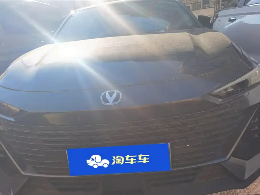 Changan UNI-V Smart iDD