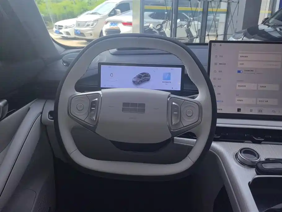 Geely Galaxy Galaxy E5