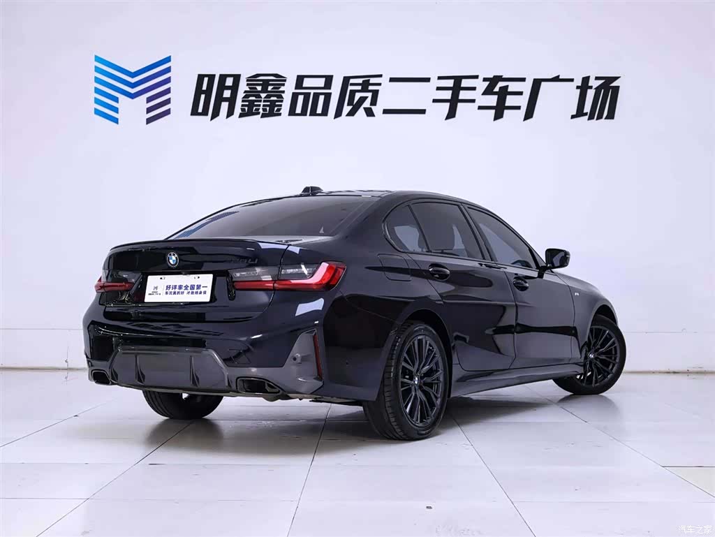 BMW 3 Series, 2024 7