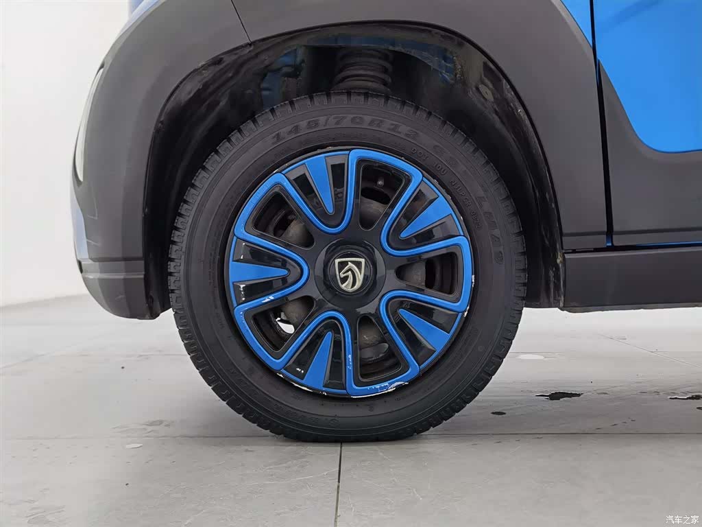 Wuling E100, 2019 17