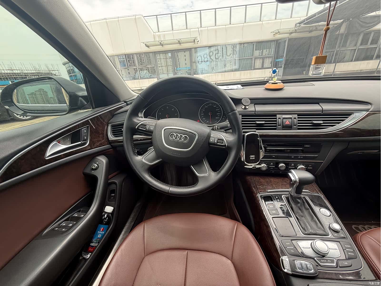 Audi A6L, 2016 10