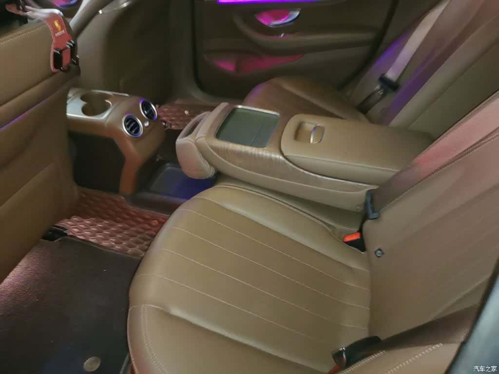 Mercedes-Benz E-Class, 2019 17