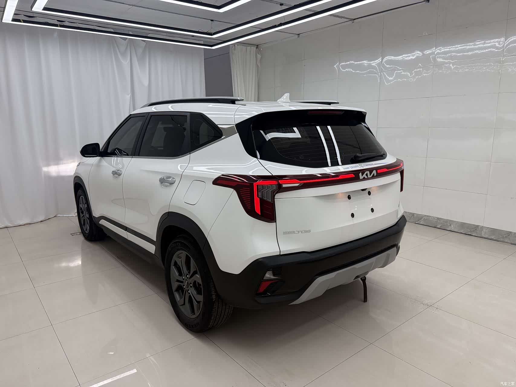 Kia Seltos, 2023 4