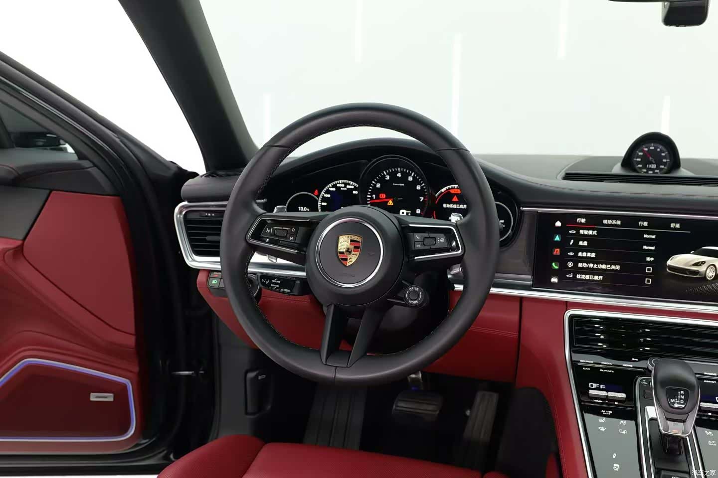 Porsche Panamera, 2023 7