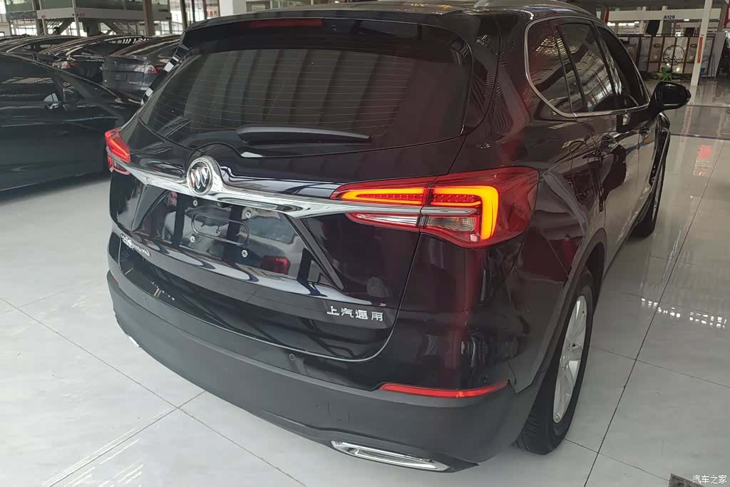 Buick Envision Plus, 2021 3
