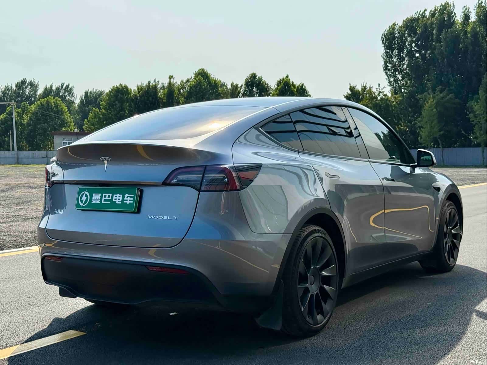 Tesla Model Y, 2024 8