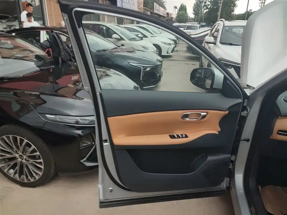 Geely Galaxy Galaxy Starship 7 EM-i