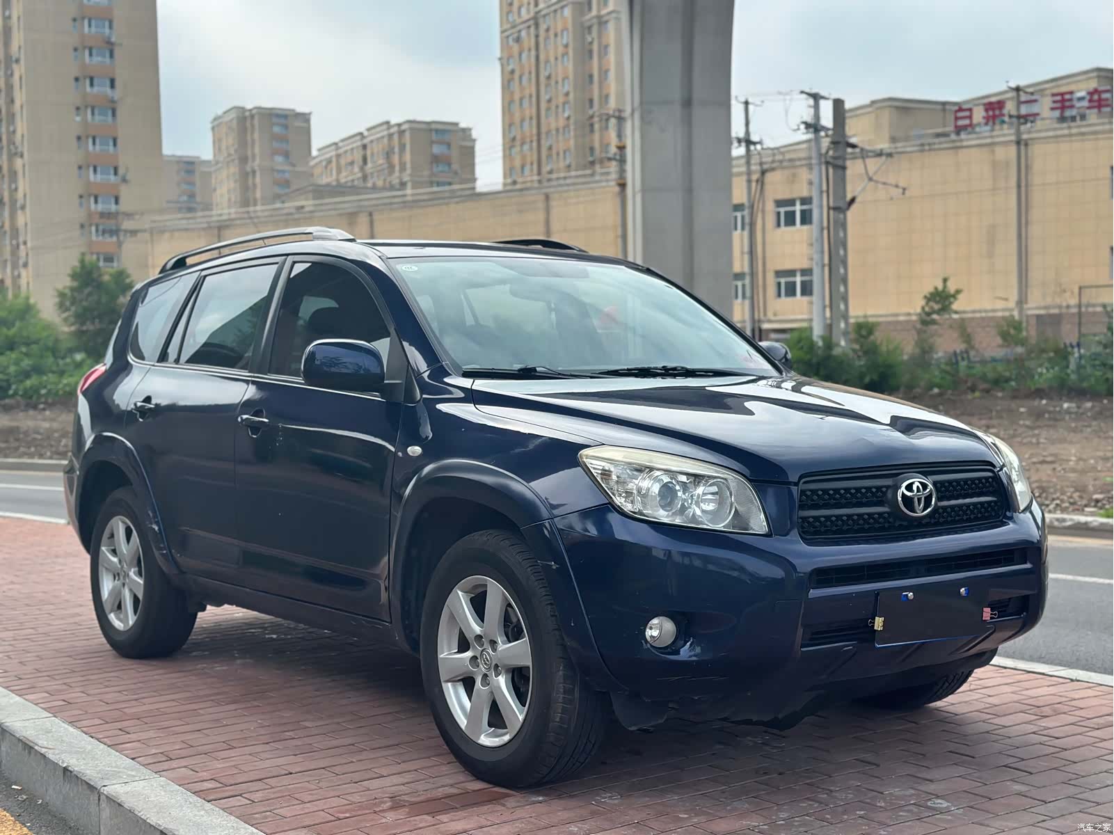 Toyota RAV4, 2007 4