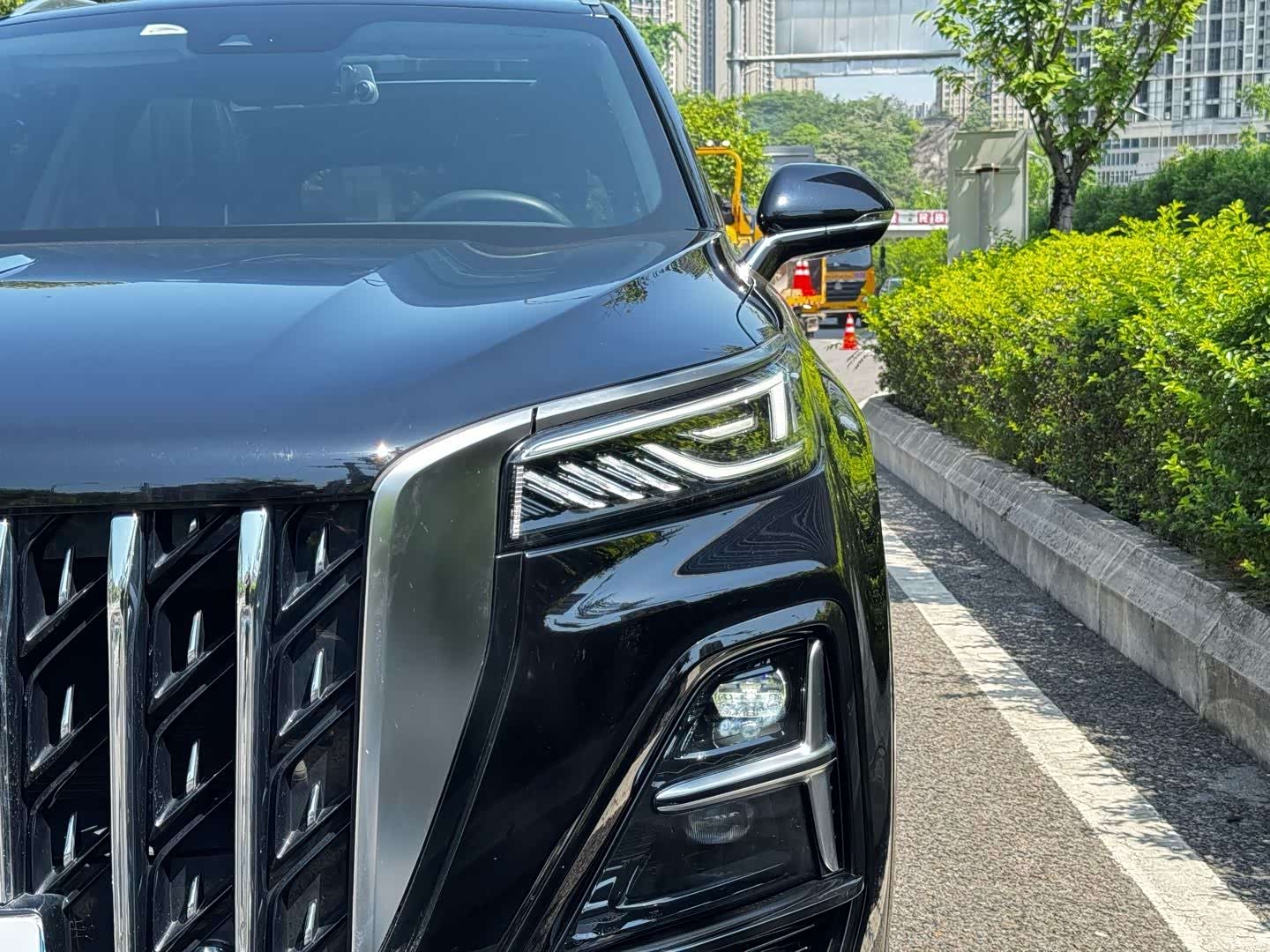 Hongqi HS5, 2024 12
