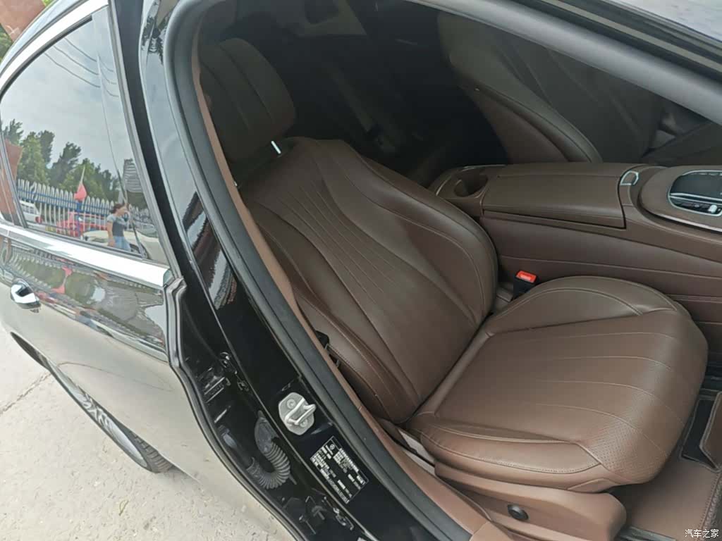 Mercedes-Benz E-Class, 2020 25