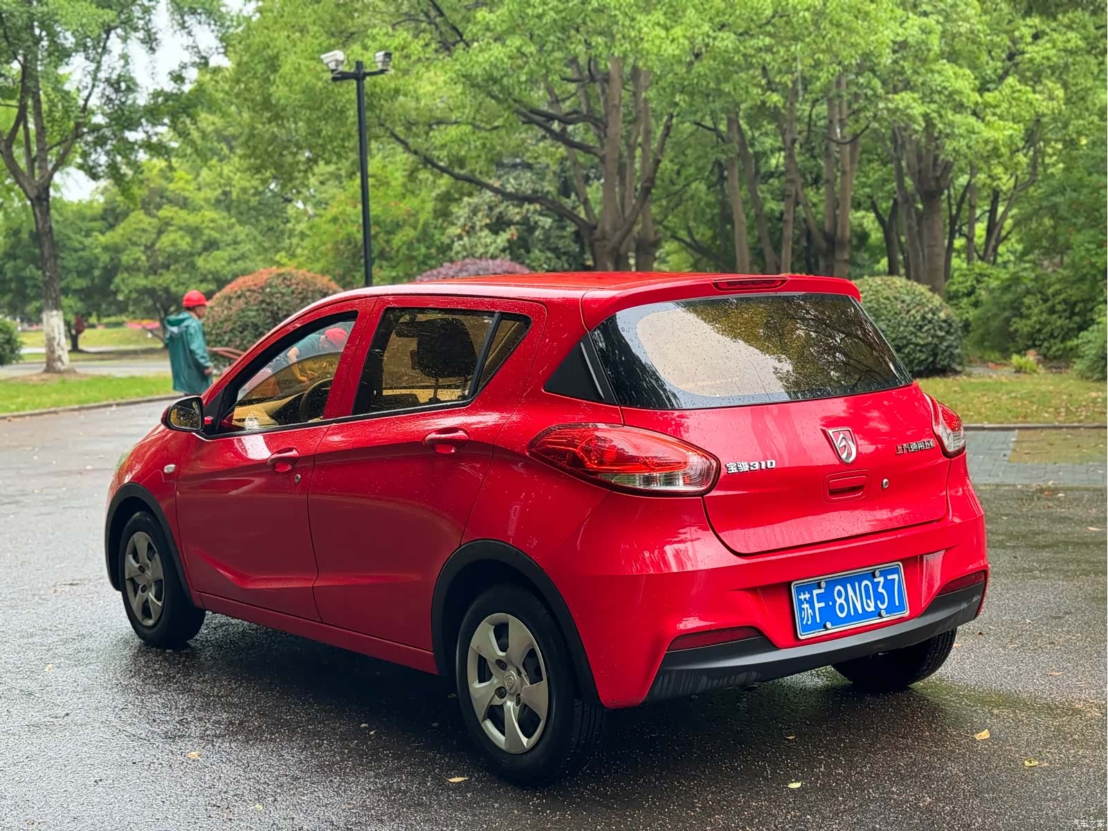Wuling 310, 2017 10