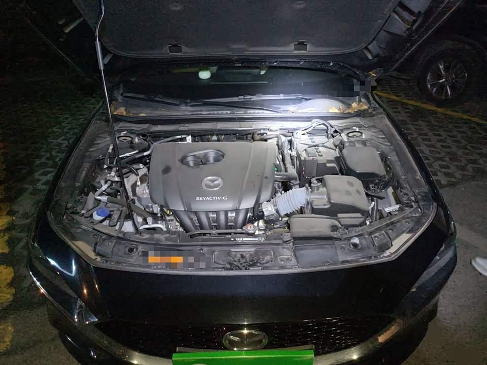 Mazda 3 Angkesaila