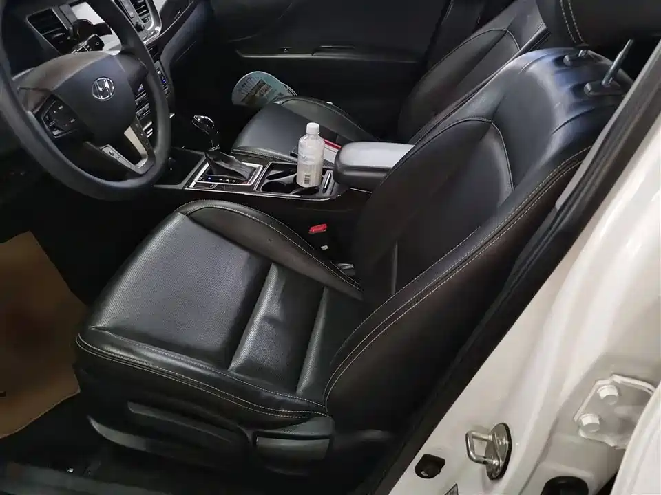 Hyundai Name picture