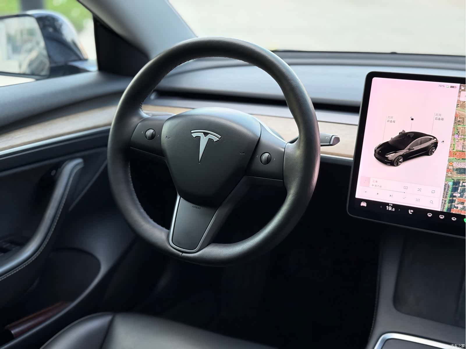 Tesla Model 3, 2021 12