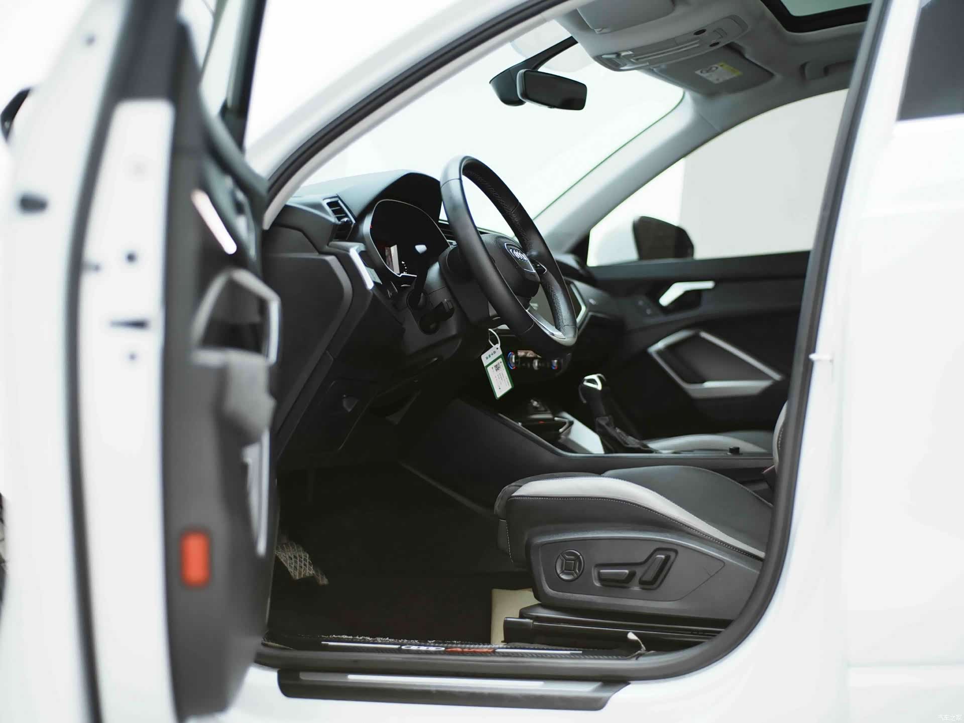 Audi Q3, 2022 19