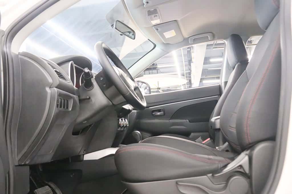 Mitsubishi ASX, 2016 13