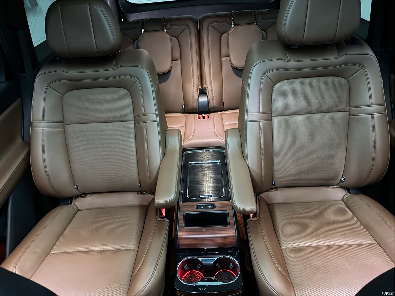 Lincoln Aviator, 2022 20