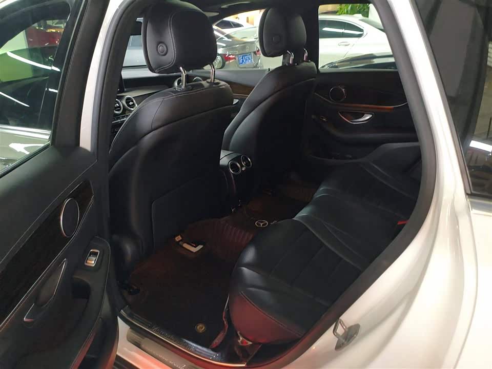 Mercedes-Benz GLC Mercedes-Benz GLC