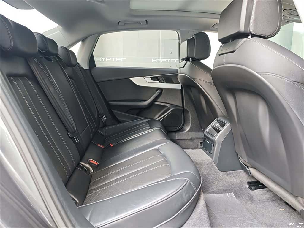 Audi A4L, 2022 7