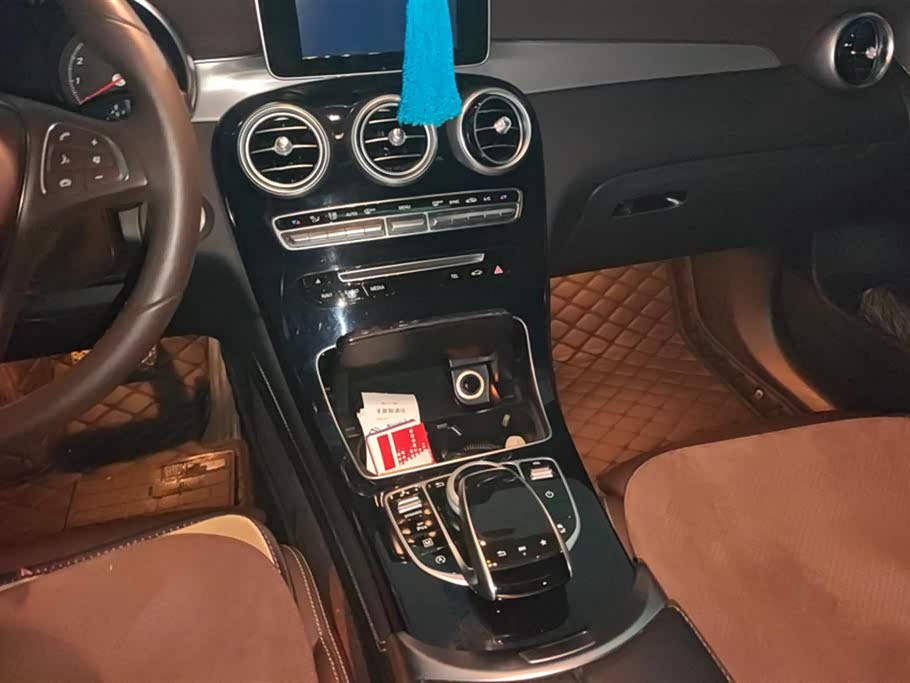 Mercedes-Benz GLC Mercedes-Benz GLC