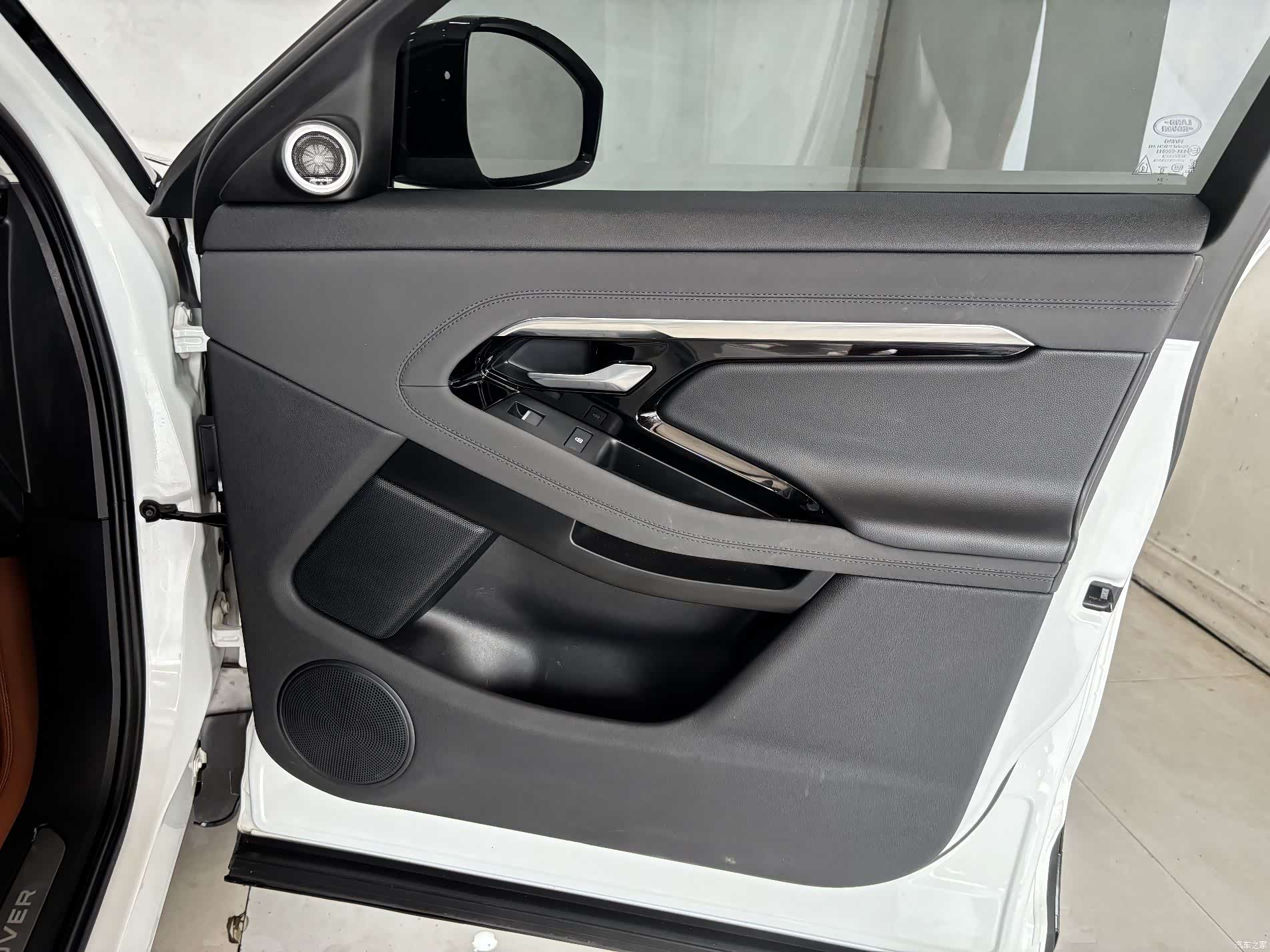 Land Rover Range Rover, 2023 24