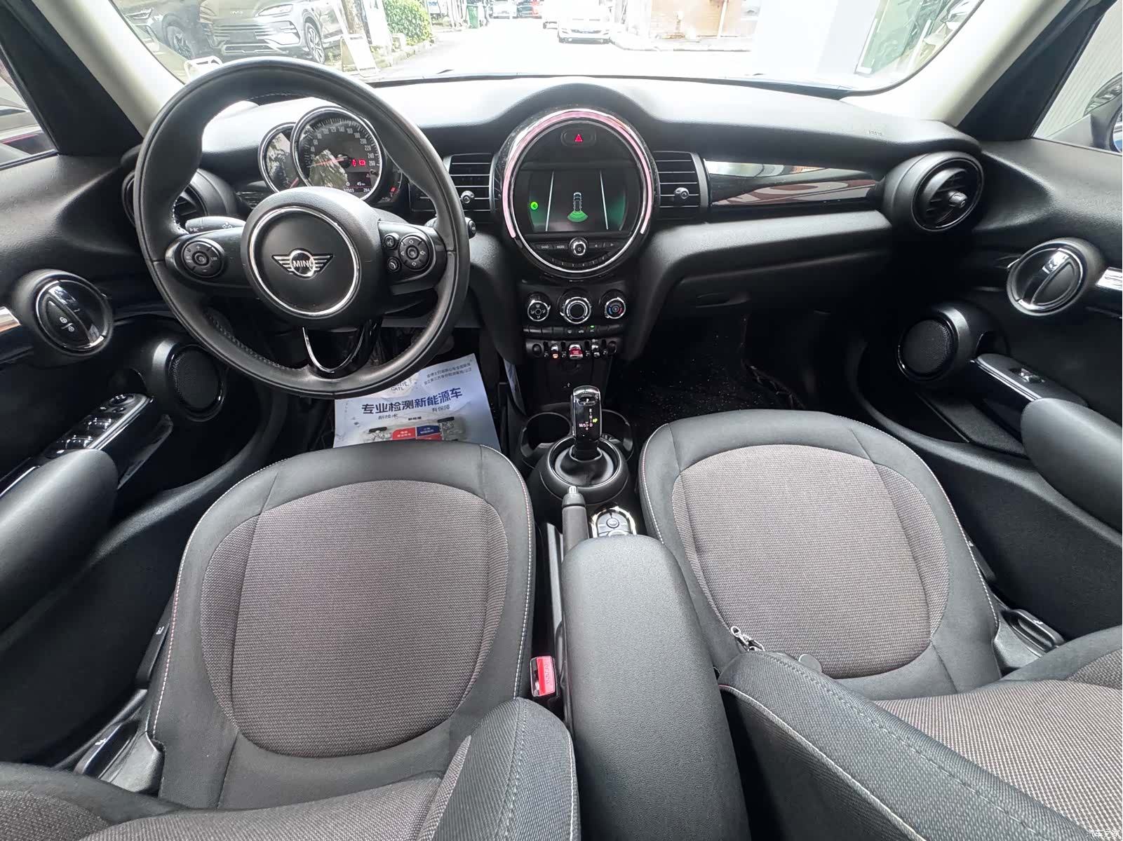 Mini ONE, 2019 все фото