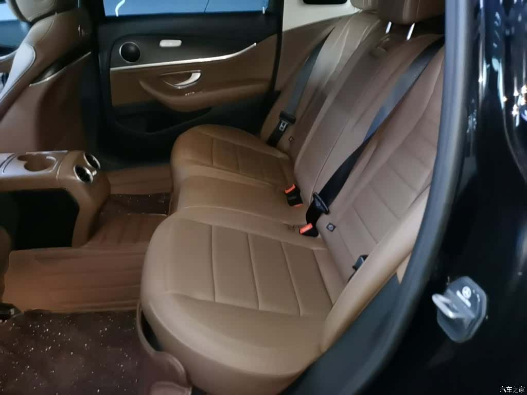 Mercedes-Benz E-Class, 2020 17