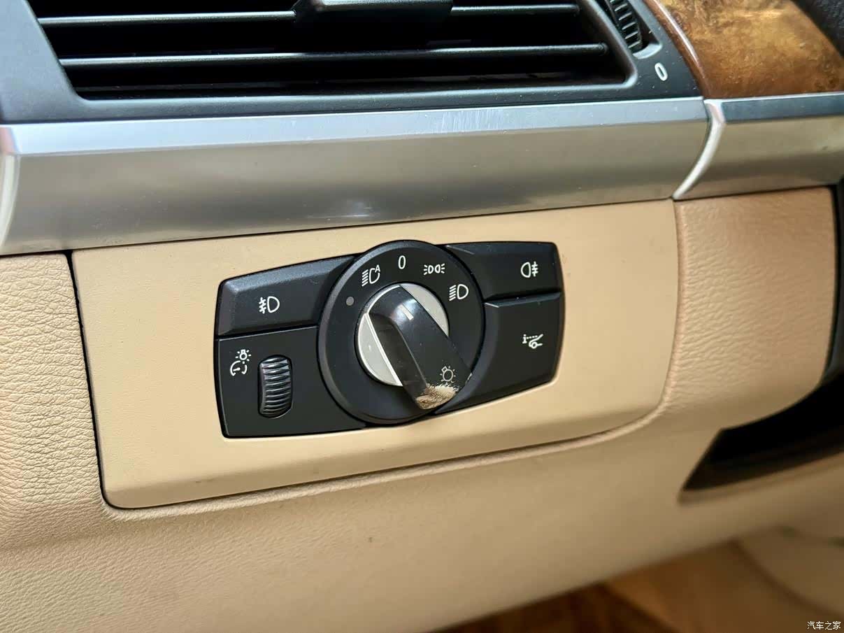 BMW X5, 2009 8