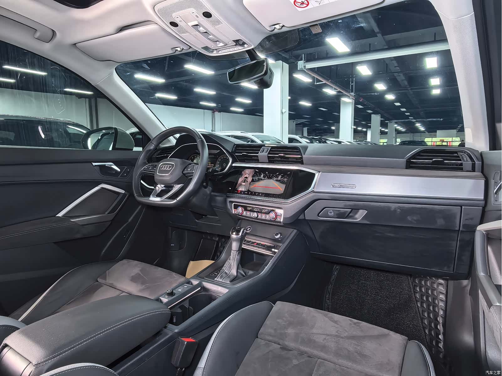 Audi Q3, 2022 16