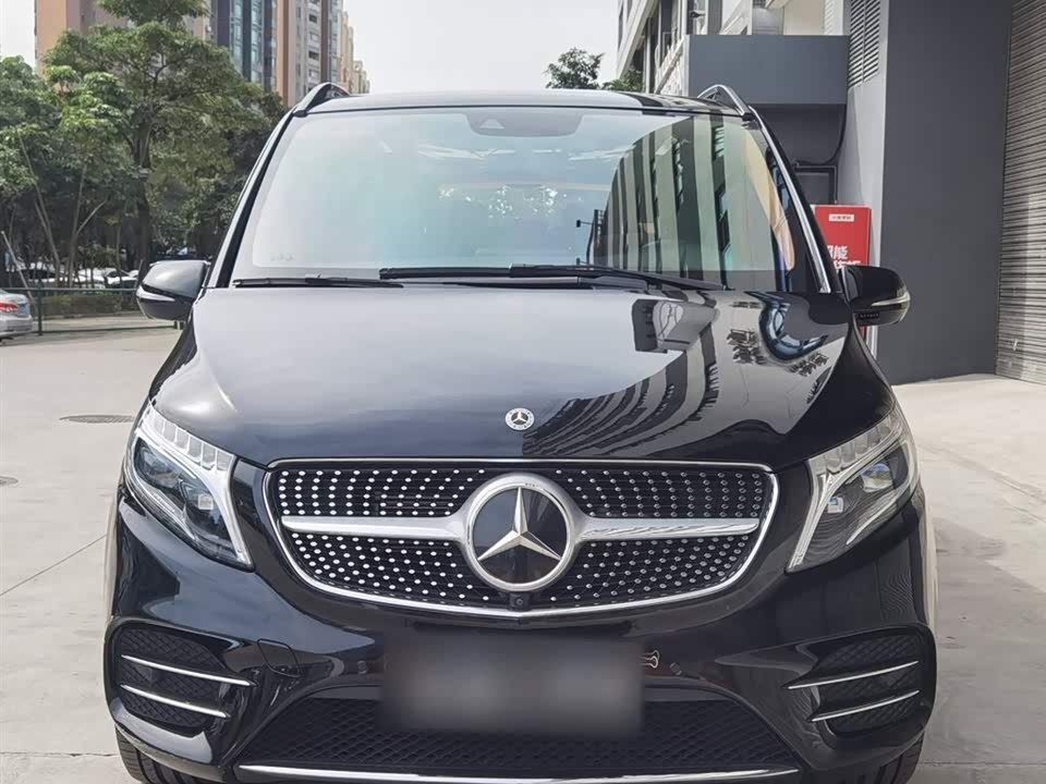 Mercedes-Benz V-class