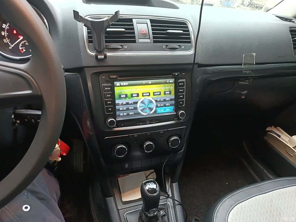 Skoda Yeti, 2015 6