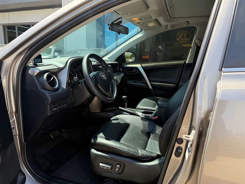 Toyota RAV4 Rongfang