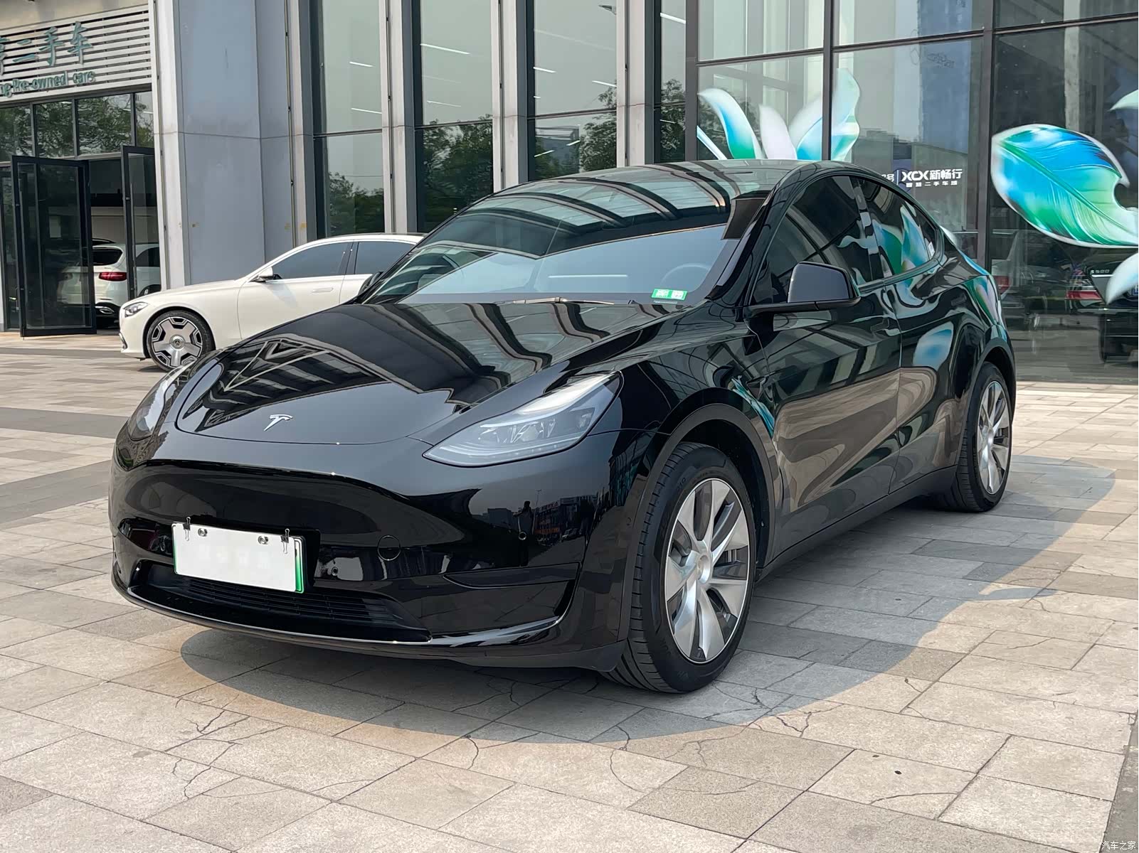 Tesla Model Y, 2022 1