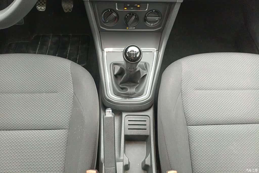 Volkswagen Bora, 2017 16